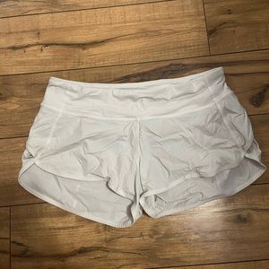 size 6 lululemon speed ups.